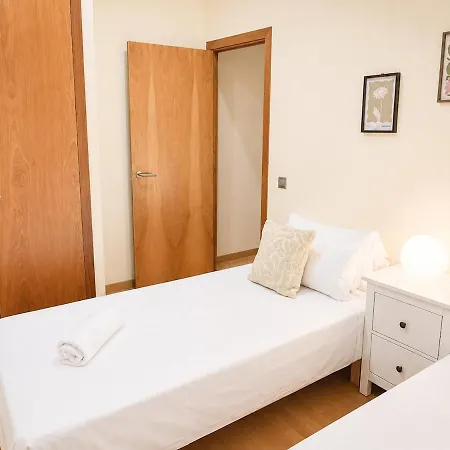 Ferreries 1c - Views Of Placa Del Vi - Air Conditioning - Elevator Appartement
